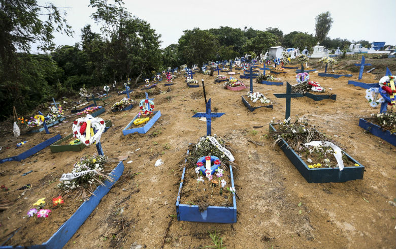 Manaus, Cemitério Parque Tarumã, onde estão enterrados os detentos mortos na rebelião do Complexo Penitenciário Anísio Jobim, em janeiro