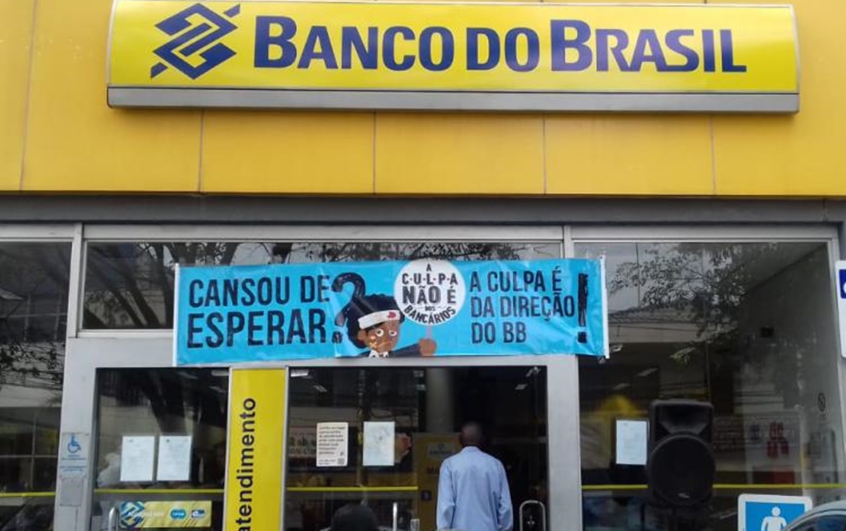Banco do Brasil vai demitir 5 mil funcionários e fechar mais de